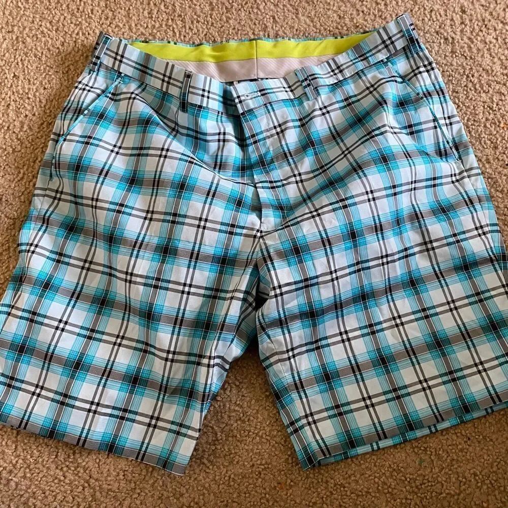 Louis Raphael Golf Shorts